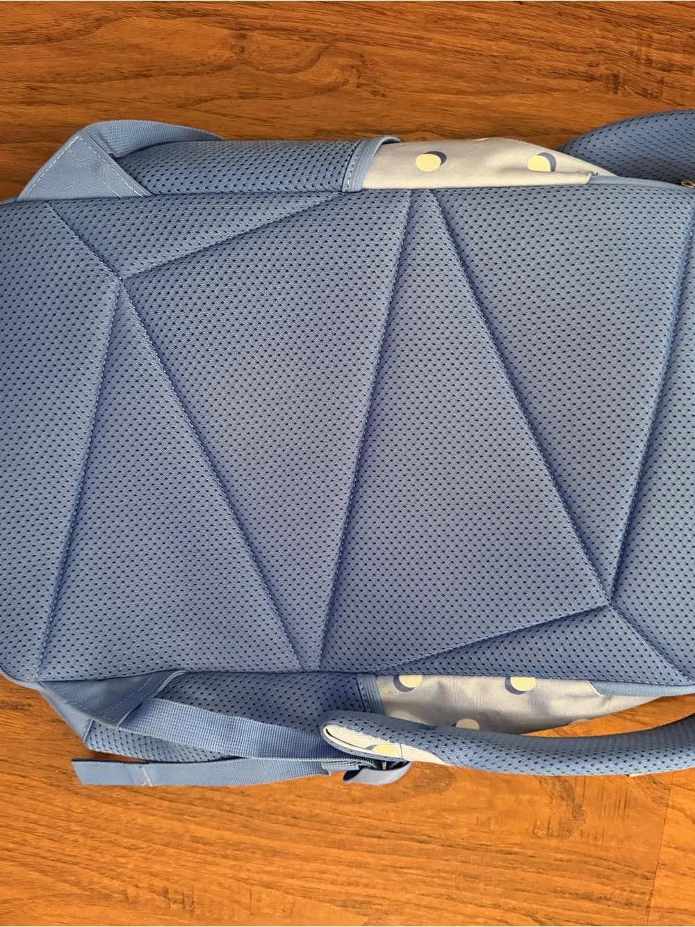 High Sierra fleece clean ergonomic